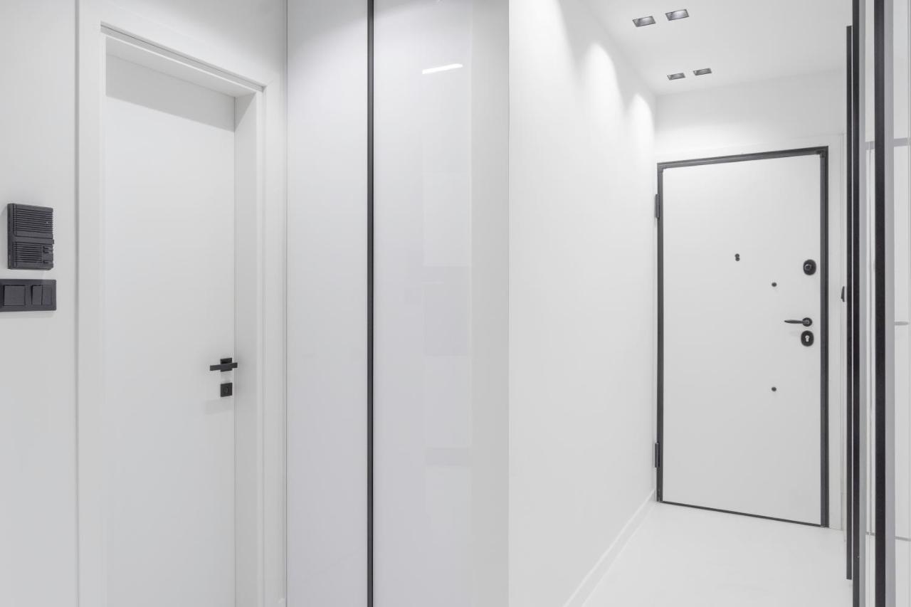 Luxury Studio Apartment In The Heart Of เอเธนส์ ภายนอก รูปภาพ